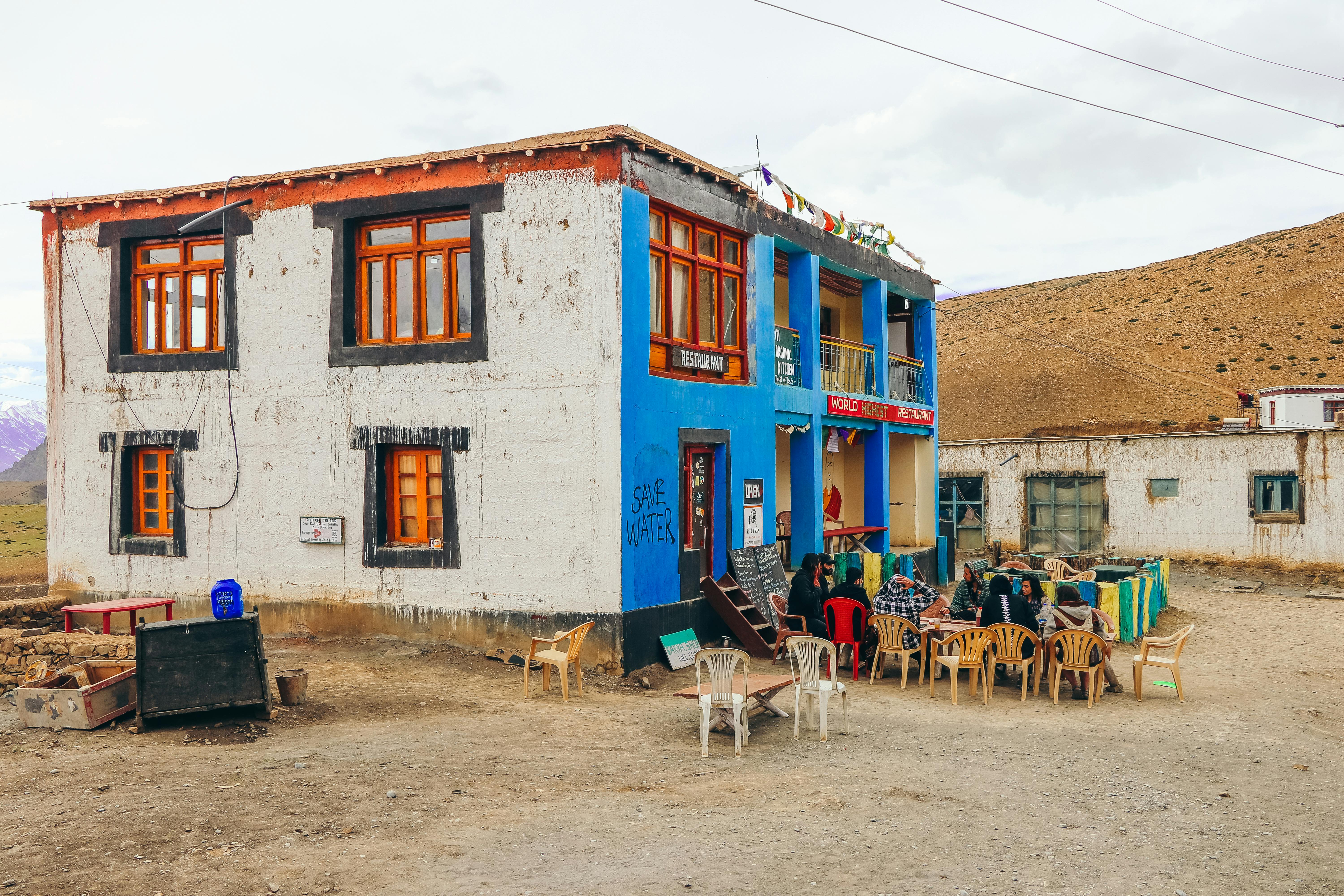 Cafe Komic Spiti.jpg