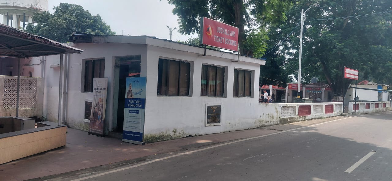 The udChalo booking office at Kolkata